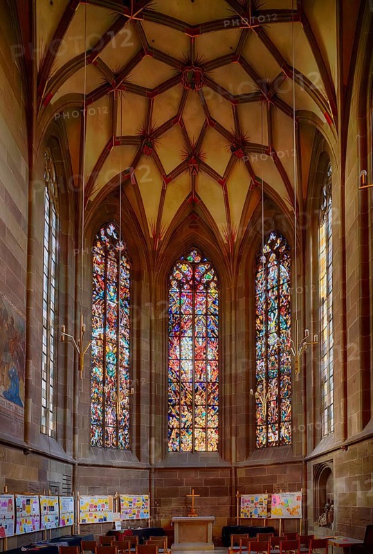 Interior view, choir, altar, stained glass window, Evangelische Stadtkirche, Bad Cannstatt, Stuttgart, Baden-Württemberg, Germany