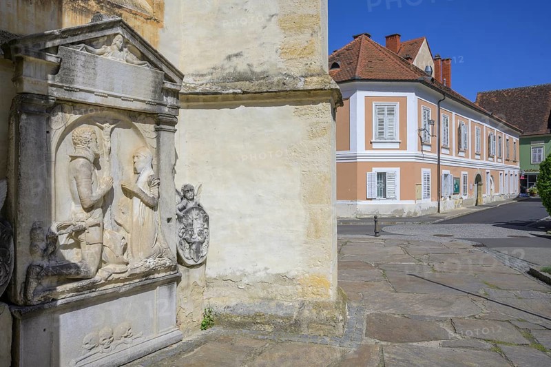 Gravestone with a relief of an armoured knight for Achatz von Maghnitz 1526, Catholic parish church of St. John the Baptist, Bad Radkersburg, Styria, Austria