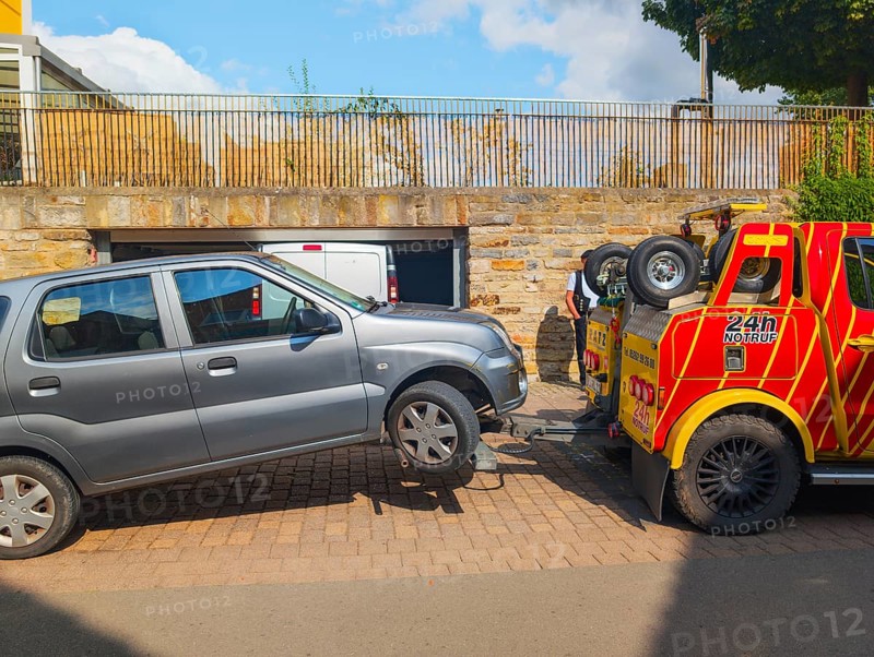 Parking offender car towing Rinteln Germany