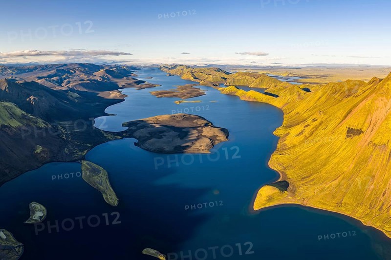 Lake Langisjor in the Icelandic highlands, Vatnajökull National Park, Iceland