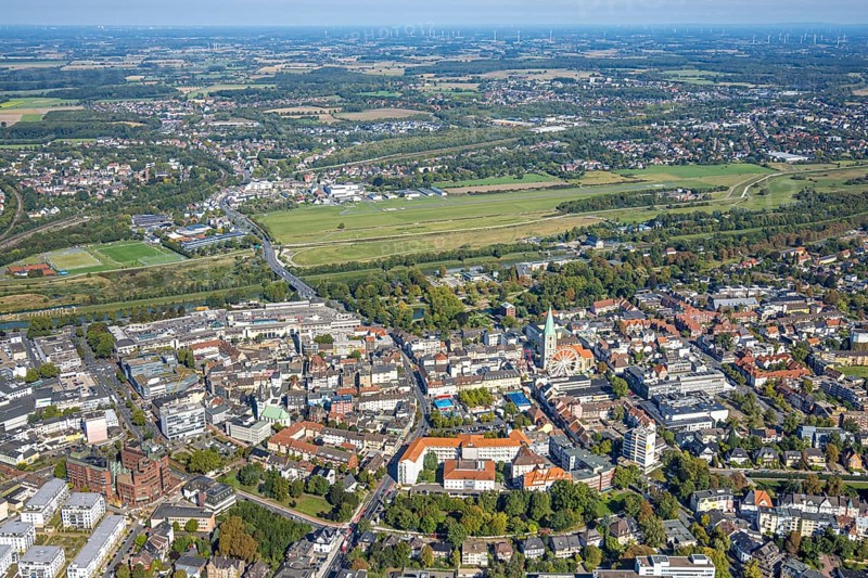 Aerial view, experience space, Hamm-Lippewiesen airfield and city centre with evang. Pauluskirche and city festival with Ferris wheel, Allee-Center and Johanniter-Kliniken Hamm location Nassauerstraße, distant view, centre, Hamm, Ruhr area, North Rhine-Westphalia, Germany, place of worship, DE, shopping centre, shopping place, shopping mall, Europe, festival, health care, religious community, place of worship, holy place, hospital, church, parish, clinic, clinic centre, denomination, infirmary, hospital, aerial view, aerial photography, aerial photography, medical facility, medical aid, local supply centre, religion, religious site, shopping centre, overview, bird's-eye view, overview, medical care