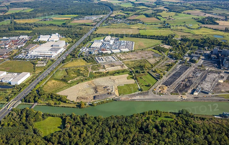Aerial view, commercial area Siegenbeckstraße, construction site Geithe, planned motorway A2 junction Siegenbeckstraße, Uentrop, Hamm, Ruhr area, North Rhine-Westphalia, Germany, construction work, construction area, construction site, building plots, construction project, construction site, DE, Europe, commercial enterprise, commercial area, commercial area, commercial property, commercial site, commercial use, industrial area, industrial site, aerial view, aerial photography, aerial photography, new construction, road signpost, road traffic, overview, bird's-eye view, overview