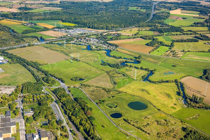 Aerial view, river Lippe river meander meadow landscape Schmehauser Mersch, meadows and fields, planned motorway A2 junction Siegenbeckstraße, Uentrop, Hamm, Ruhr area, North Rhine-Westphalia, Germany, DE, Europe, aerial view, aerial photography, aerial photography, overview, bird's-eye view, overview