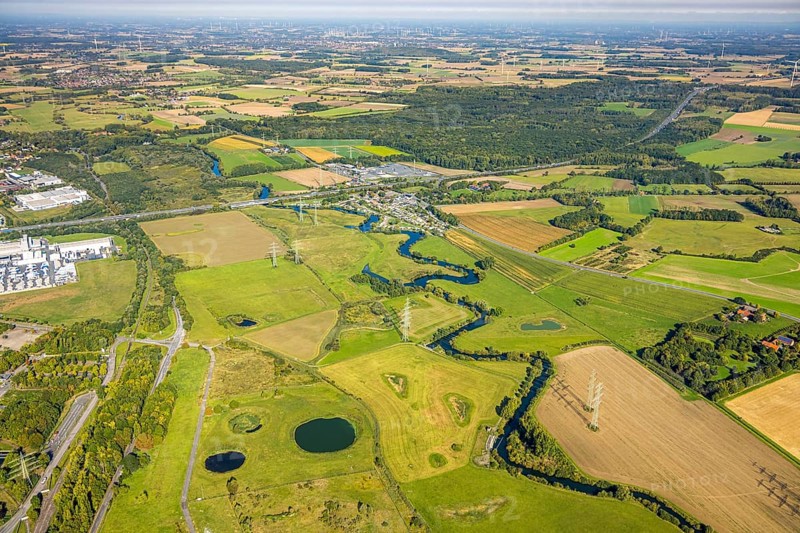 Aerial view, river Lippe river meander meadow landscape Schmehauser Mersch, meadows and fields, planned motorway A2 junction Siegenbeckstraße, Uentrop, Hamm, Ruhr area, North Rhine-Westphalia, Germany, DE, Europe, aerial view, aerial photography, aerial photography, overview, bird's-eye view, overview