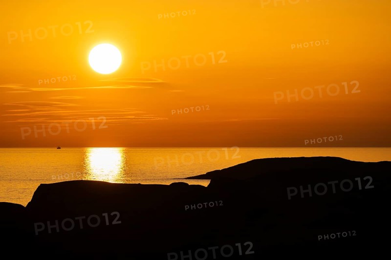 Sunset by the sea, archipelago landscape, Smögen, Smögenbryggan, Västra Götalands Län, Bohuslän, Sweden