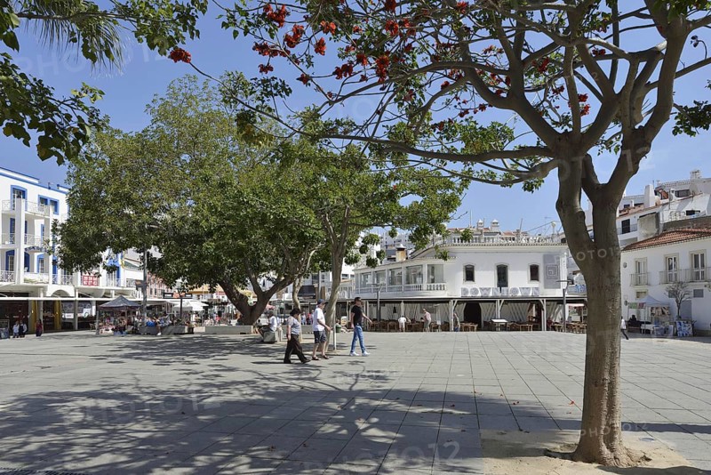 Largo Engenheiro Duarte Pacheco Square, Albufeira, Algarve, Portugal