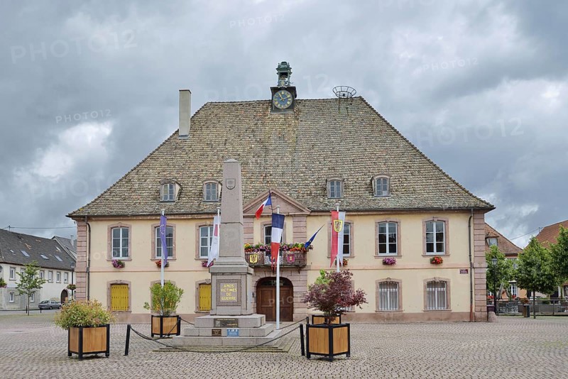 Town Hall, Hotel de Ville, Neuf-Brisach, Departement Haut-Rhin, Alsace, France