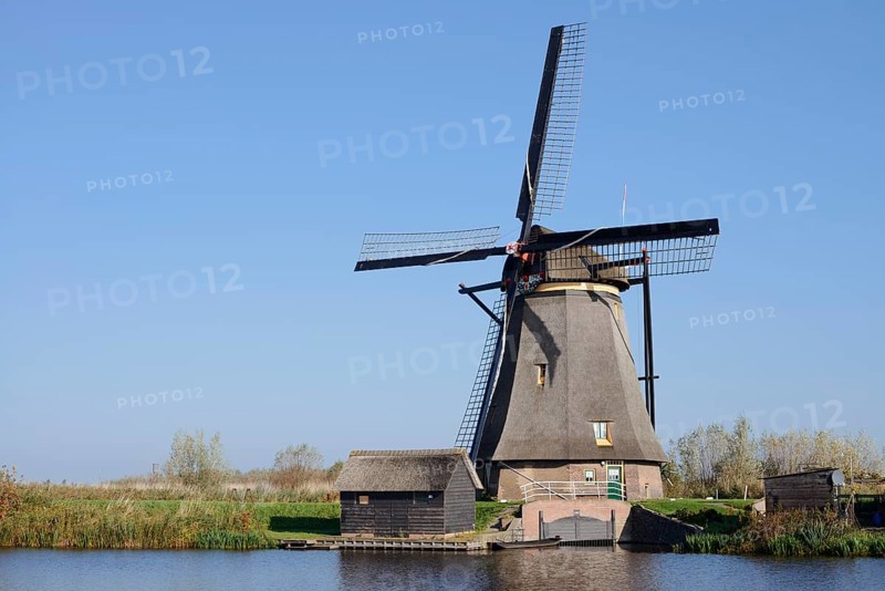 Historic windmill, UNESCO World Heritage Site, Kinderdijk, South Holland, Netherlands