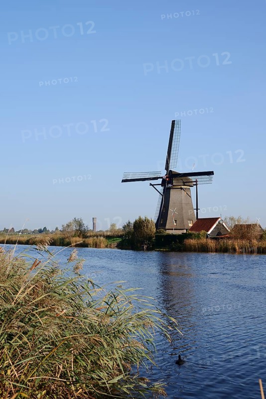 Historic windmill, UNESCO World Heritage Site, Kinderdijk, South Holland, Netherlands