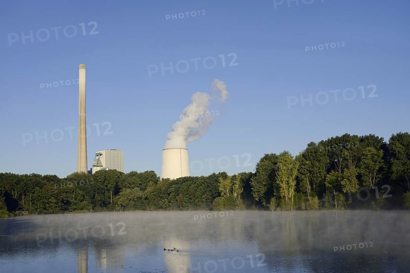 Beversee nature reserve and coal-fired power station in Bergkamen-Heil, Bergkamen, North Rhine-Westphalia, Germany