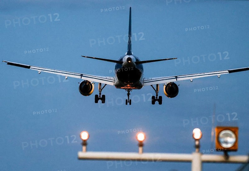 Landing of an aircraft at BER Berlin Brandenburg Willy Brandt Airport, Schönefeld, 29/09/2025, Schönefeld, Brandenburg, Germany