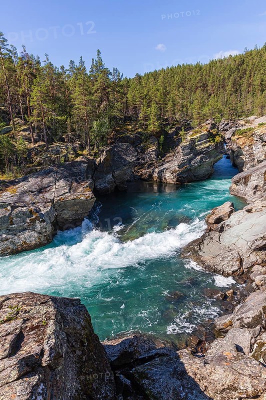 Ridderspranget, gorge in the river Sjoa, Jotunheimen mountains, Randsverk, Innlandet, Norway