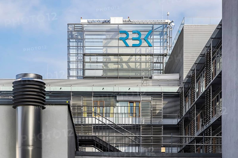 Robert-Bosch-Krankenhaus (RBK), foundation hospital of the Robert Bosch Stiftung with 1191 beds. Exterior view. Academic teaching hospital of the University of Tübingen. Stuttgart, Baden-Württemberg, Germany