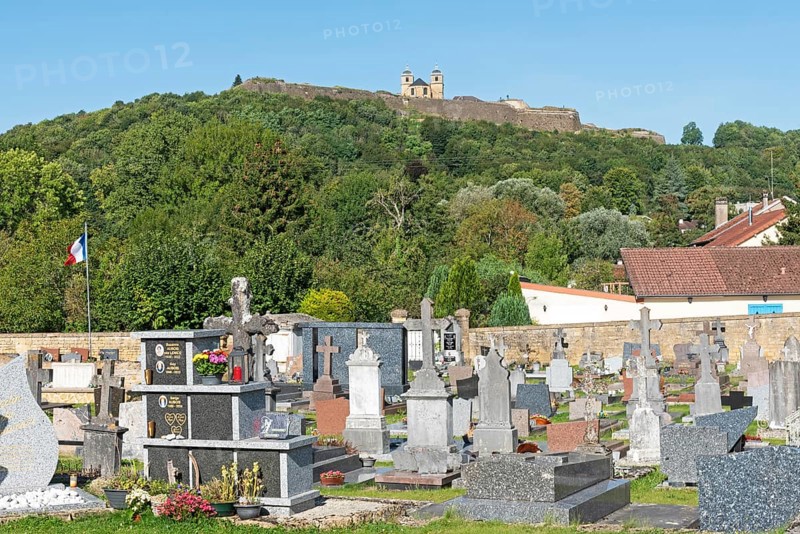Cemetery, citadel, fortress, Montmédy, Département Meuse, Grand Est, France