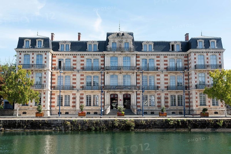 Hotel on the banks of the Meuse, Verdun, Département Meuse, Grand Est, France