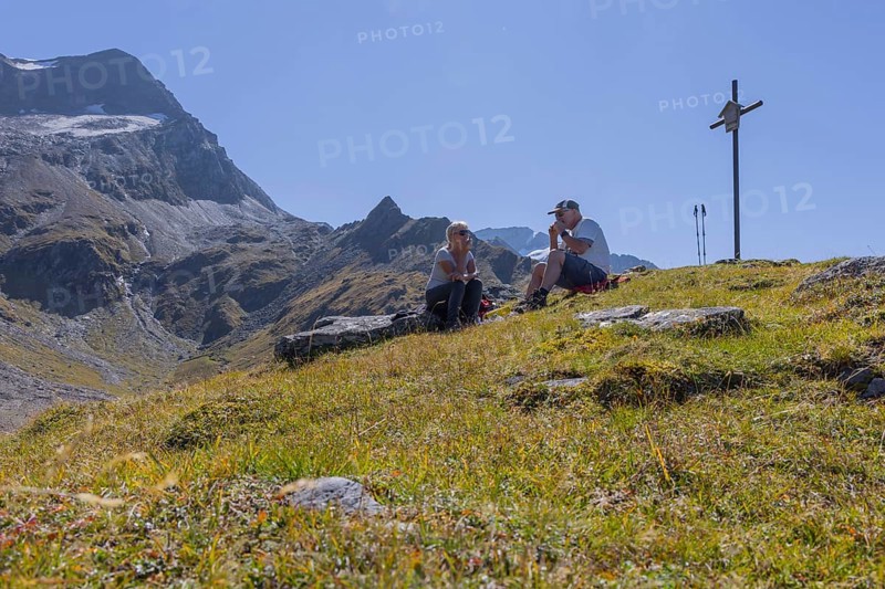 Mountain panorama, summit cross, hiking area, hiker, break, Uttendorf Pinzgau