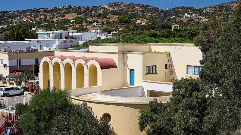 Primary school, Panorama of a Mediterranean building with arches and hills in the background, Historicism, Art Deco, Rationalism, Portolago, Lakki, Leros, Dodecanese, Greek Islands, Greece