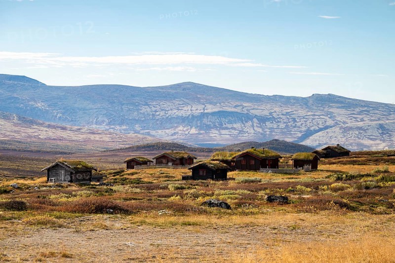Cabins in the fells, Grimsdalen, Rondane, Dovre, Norway