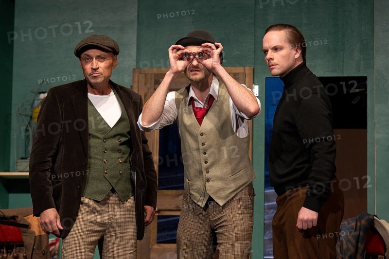 Silvio Hildebrandt (Dr Courtenay), Thilo Herrmann (Prof Marcus), Henning Wolff (Louis Harvey), LADYKILLERS, photo rehearsal on 29.09.2025 at the Berliner Kriminaltheater, Berlin, premiere: 15.10.2025