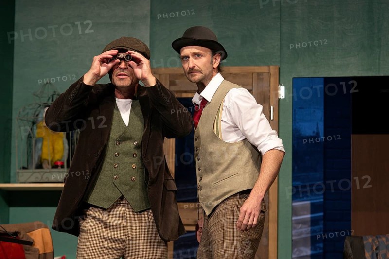 Silvio Hildebrandt (Dr Courtenay), Thilo Herrmann (Prof Marcus), LADYKILLERS, photo rehearsal on 29.09.2025 at the Berliner Kriminaltheater, Berlin, premiere: 15.10.2025