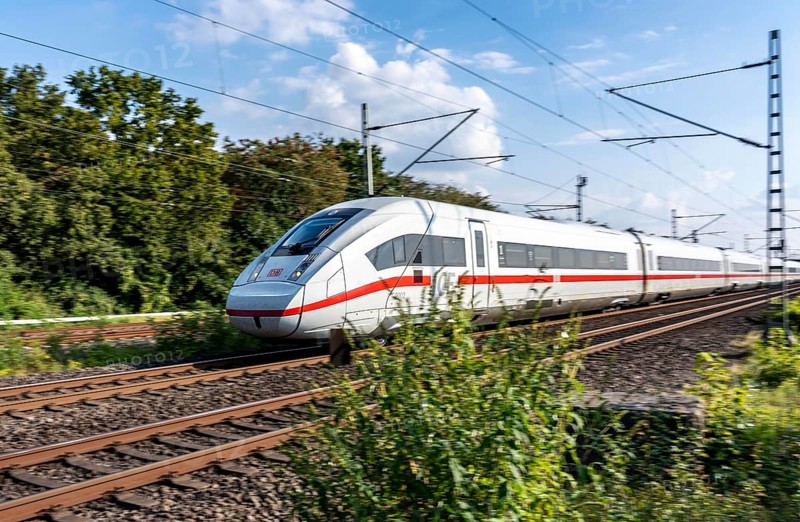 Train traffic on one of the busiest railway lines in Germany, ICE train between Duisburg and Düsseldorf, commuter trains, regional trains, ICE and IC long-distance trains and freight traffic, North Rhine-Westphalia, Germany