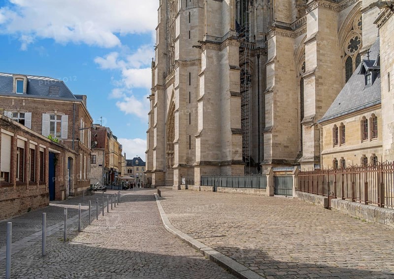 Impression of Amiens, a city and commune in northern France. It is the capital of the Somme department in the region of Hauts-de-France