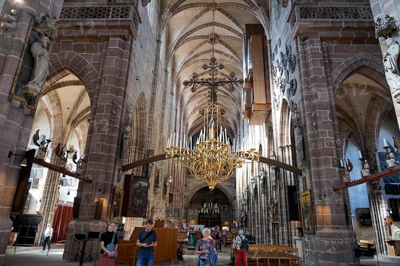Spacious church interior with high vaults and magnificent chandelier, St. Lawrence Church, Nuremberg, Middle Franconia, Franconia, Bavaria, Germany