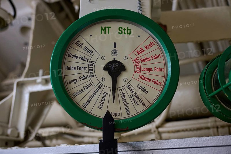 UOld marine engine instrument with green border and scale, submarine, Technical Museum U 995, Laboe, Kiel Fjord, Schleswig-Holstein, Germany