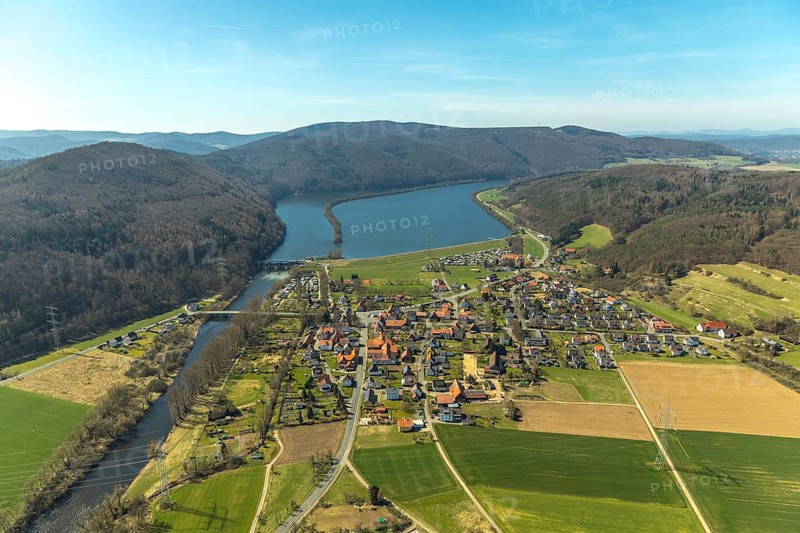 Aerial view, Affolderner See and village Affoldern in Edertal, district Waldeck-Frankenberg in North Hesse, Hesse, Germany, Edertal, DEU, Europe, birds-eyes view, aerial view, aerial photography, aerial photography, overview, bird's eye view