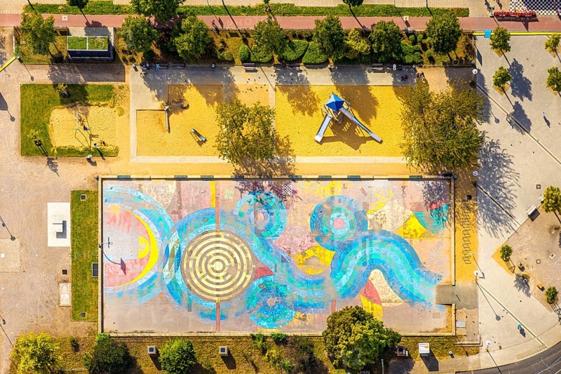 Aerial view, playground Kamper Acker, Holthausen, Düsseldorf, Ruhr area, North Rhine-Westphalia, Germany, DE, Europe, stop, aerial view, aerial photography, aerial photography, playground, tram stop, overview, bird's-eye view, overview