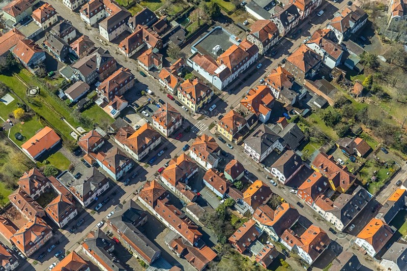 Aerial view, intersection Kaulbachstraße Schlossstraße, single-family houses, Bad Arolsen, district Waldeck-Frankenberg, Hesse, Germany, DEU, Europe, birds-eyes view, aerial photography, aerial photography, overview, bird's-eye view