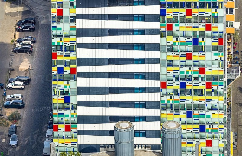 Aerial view, Colorium Hotel Innside Düsseldorf harbour and artistic coloured glass panel facade, shapes and colours, harbour, Düsseldorf, Ruhr area, North Rhine-Westphalia, Germany, DE, Europe, aerial view, aerial photography, aerial photography, overview, bird's-eye view, overview