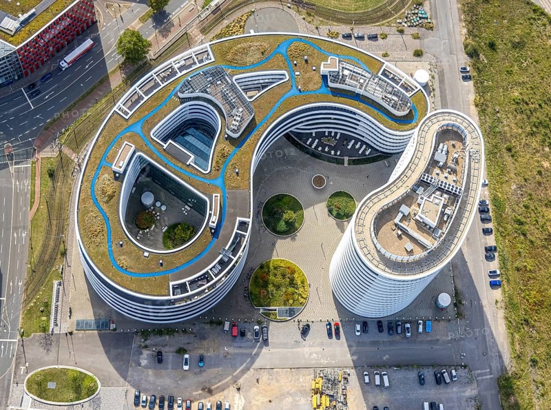 Aerial photo, trivago N.V. headquarters in the media harbour, harbour, Düsseldorf, Ruhr area, North Rhine-Westphalia, Germany, DE, Europe, commercial enterprise, commercial area, commercial area, commercial property, commercial location, commercial use, high-rise building, aerial photograph, aerial photography, aerial photography, overview, bird's eye view, birds-eyes view, overview