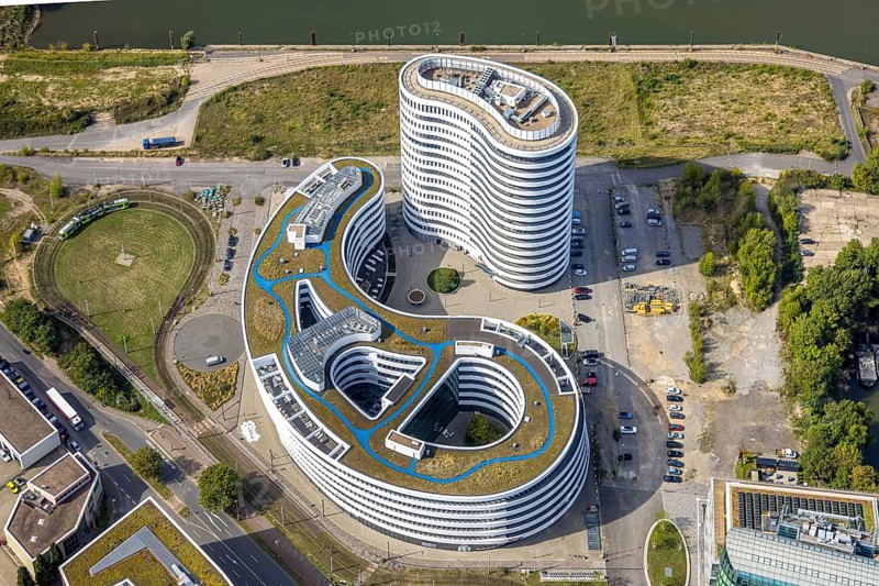 Aerial photo, trivago N.V. headquarters in the media harbour, harbour, Düsseldorf, Ruhr area, North Rhine-Westphalia, Germany, DE, Europe, commercial enterprise, commercial area, commercial area, commercial property, commercial location, commercial use, high-rise building, aerial photograph, aerial photography, aerial photography, overview, bird's eye view, birds-eyes view, overview