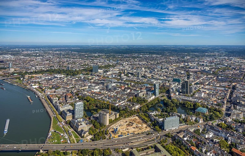 Aerial view, overview city centre view, below construction site Haroldstraße, demolition of the former Ministry of the Interior for planned new administrative centre for the state administration of North Rhine-Westphalia, Unterbilk, Düsseldorf, Ruhr area, North Rhine-Westphalia, Germany, Old Town, City, DE, Europe, aerial view, aerial photography, aerial photography, city centre, overview, bird's-eye view, overview