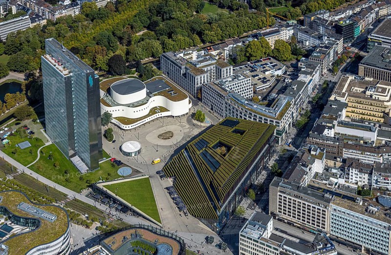Aerial view, Dreischeibenhaus and Schauspielhaus, Ingenhoven-Tal green building Kö-Bogen II, planted with hornbeam hedge, city centre, Düsseldorf, Ruhr area, North Rhine-Westphalia, Germany, DE, Europe, green facade, aerial view, aerial photography, aerial photography, sight, overview, bird's-eye view, overview