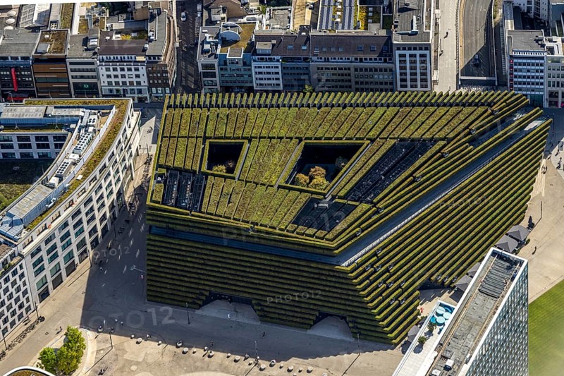 Aerial view, Ingenhoven-Tal green building Kö-Bogen II, planted with hornbeam hedge, city centre, Düsseldorf, Ruhr area, North Rhine-Westphalia, Germany, DE, Europe, green facade, aerial view, aerial photography, aerial photography, sight, overview, bird's-eye view, bird's-eye view, overview