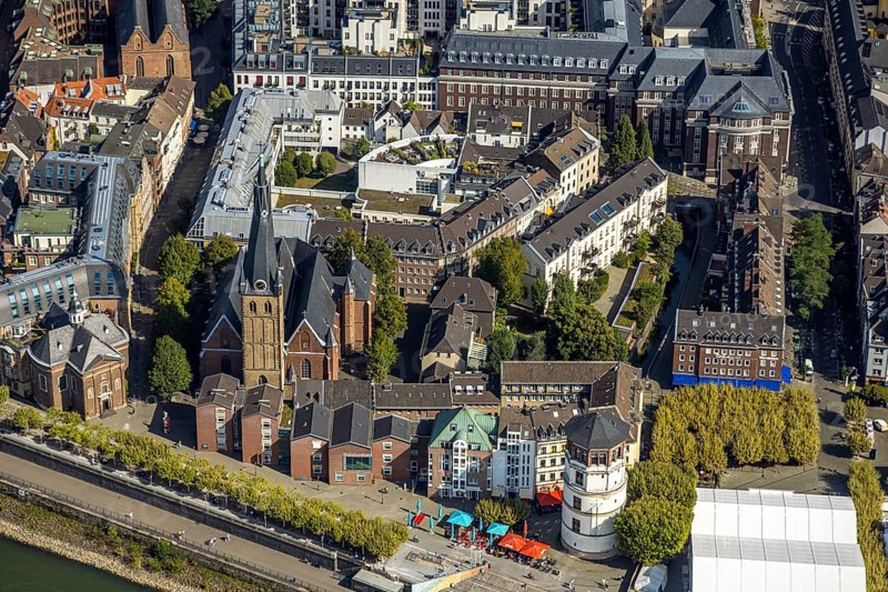 Aerial view, catholic basilica St. Lambertus and round tower shipping museum in the old town, roof terraces, Carlstadt, Düsseldorf, Ruhr area, North Rhine-Westphalia, Germany, DE, Europe, aerial view, aerial photography, aerial photography, overview, bird's-eye view, overview