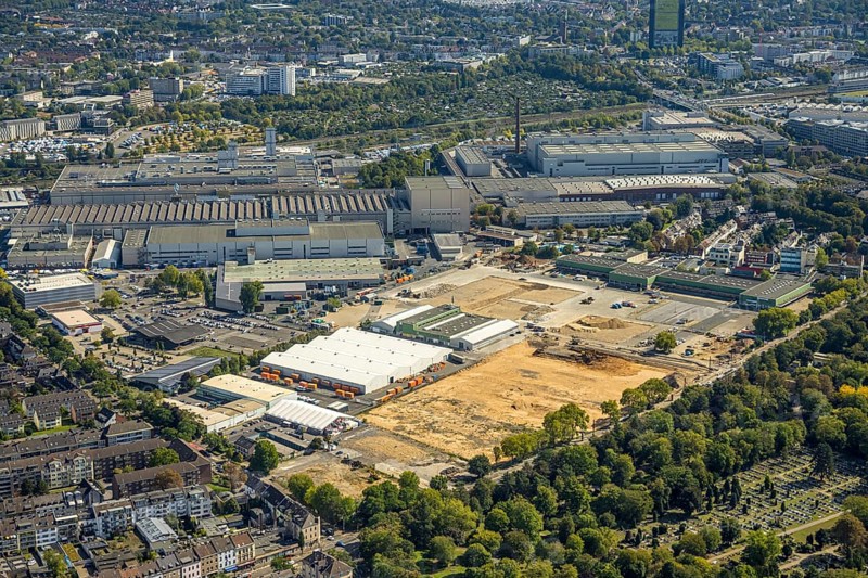 Aerial view, derelict site of the former Blumengroßmarkt Düsseldorf eG on Ulmenstraße, Derendorf, Düsseldorf, Ruhr area, North Rhine-Westphalia, Germany, construction work, construction area, building site, building plots, construction project, construction site, derelict site, DE, Europe, aerial view, aerial photography, aerial photography, aerial photography, road traffic, overview, bird's eye view, birds-eyes view, overview
