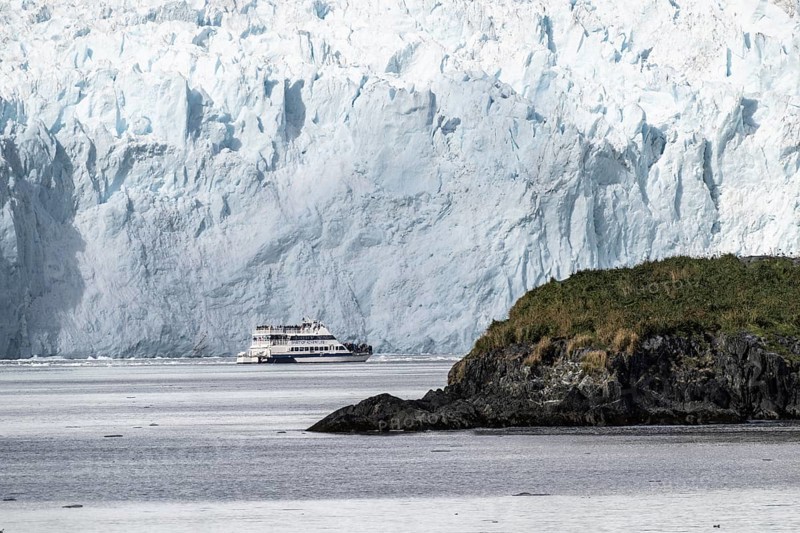 Holgate Glacier, Kenai Fjords National Park, Alaska, USA