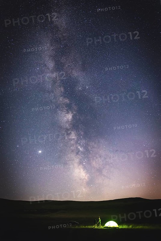 Couple at night with stars and milky way background in Georgia countryside