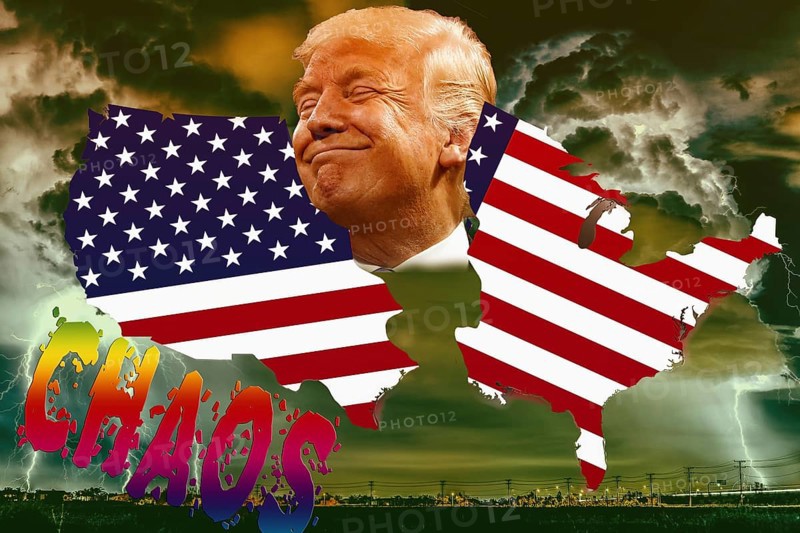 Symbolic image, Trump and divided USA, vendetta, persecution of all opponents, US democracy in danger, EU and Germany under political pressure, industry, Donald Trump, tariff threats, Elon Musk, Mark Zuckerberg, social networks, fake news, rights broken, hate, incitement, DSG Digital Services Act, re-election, USA, politics, announcements, autocracy, wanted dictator, Republicans, US electoral system, global danger, lies, 2nd term, global burden, Ukrainian war, storm White House, governing with decrees, Trump and divided USA, Trump and the US, US democracy in danger, US democracy in danger, EU and Germany under political pressure. term, global burden, Ukrainian war, storm White House, governing with decrees
