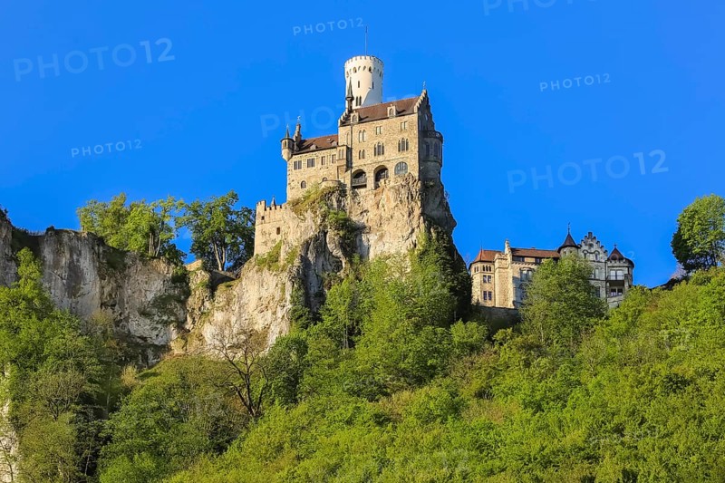 Lichtenstein Castle, fairytale castle of Württemberg, romantic fairytale castle on the eaves of the Swabian Alb, historicism, architecture, new building 1840-1842, according to plans by the architect Carl Alexander Heideloff, 19th century, Honau, municipality of Lichtenstein, Baden-Württemberg, Germany