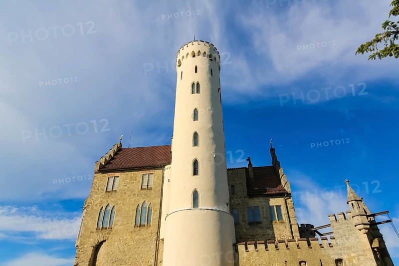 Lichtenstein Castle, fairytale castle of Württemberg, romantic fairytale castle on the eaves of the Swabian Alb, historicism, architecture, new building 1840-1842, according to plans by the architect Carl Alexander Heideloff, 19th century, Honau, municipality of Lichtenstein, Baden-Württemberg, Germany