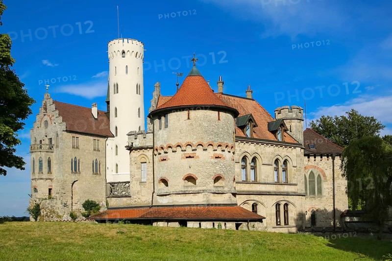 Lichtenstein Castle, Mathildenturm, fairytale castle of Württemberg, romantic fairytale castle on the eaves of the Swabian Alb, historicism, architecture, new building 1840-1842, according to plans by the architect Carl Alexander Heideloff, 19th century, Honau, municipality of Lichtenstein, Baden-Württemberg, Germany