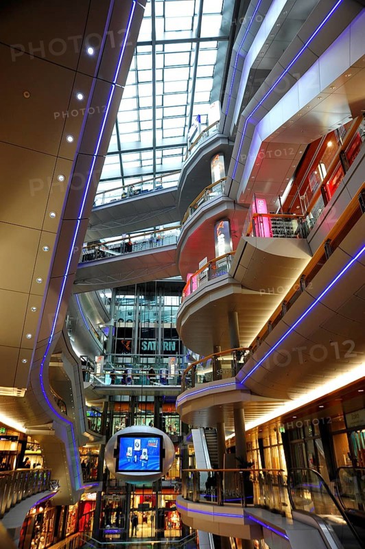 Shopping centre Sevens an der Königsallee, a shopping arcade in the city centre, Düsseldorf, Rhineland, North Rhine-Westphalia, North Rhine-Westphalia, Germany
