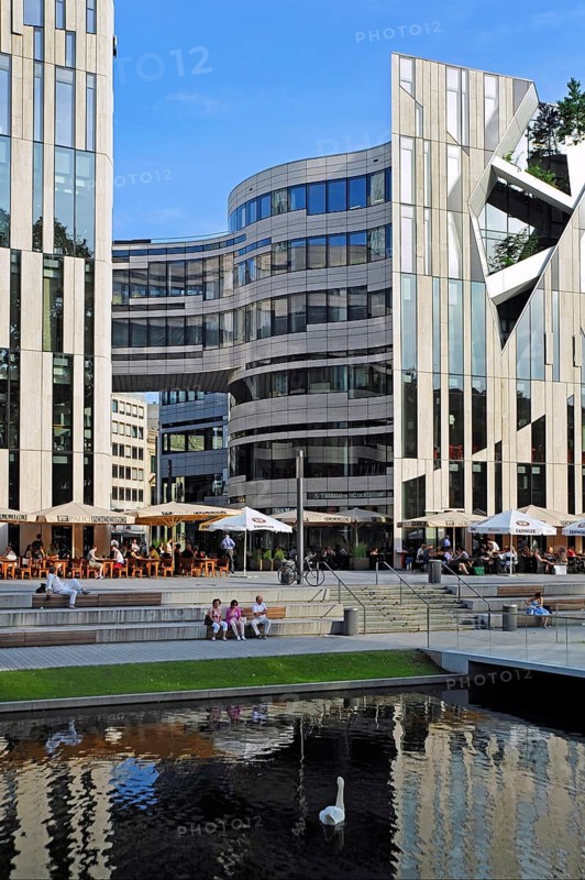 Kö-Bogen, modern architecture in urban renewal project, Düsseldorf, Rhineland, North Rhine-Westphalia, North Rhine-Westphalia, Germany