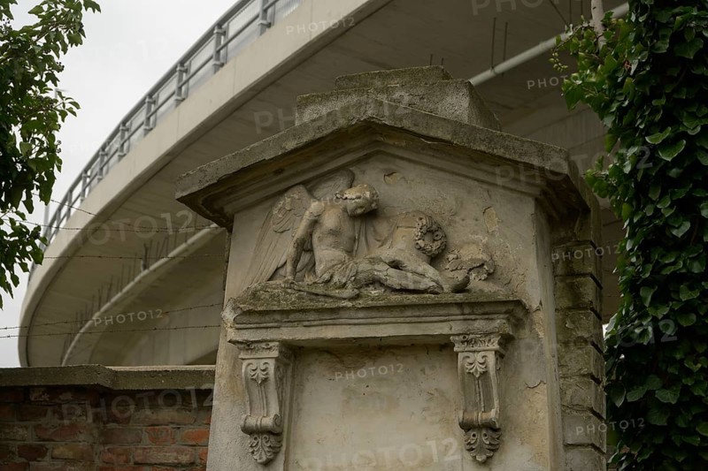 Sankt Marx cemetery, old grave, motorway, Vienna