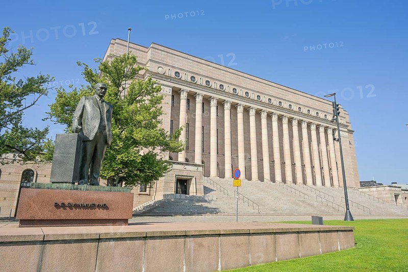 Sculpture Pehr Evind Svinhufvud, National Parliament, Eduskuntatalo Parliament Building, Mannerheimintie, Helsinki, Finland