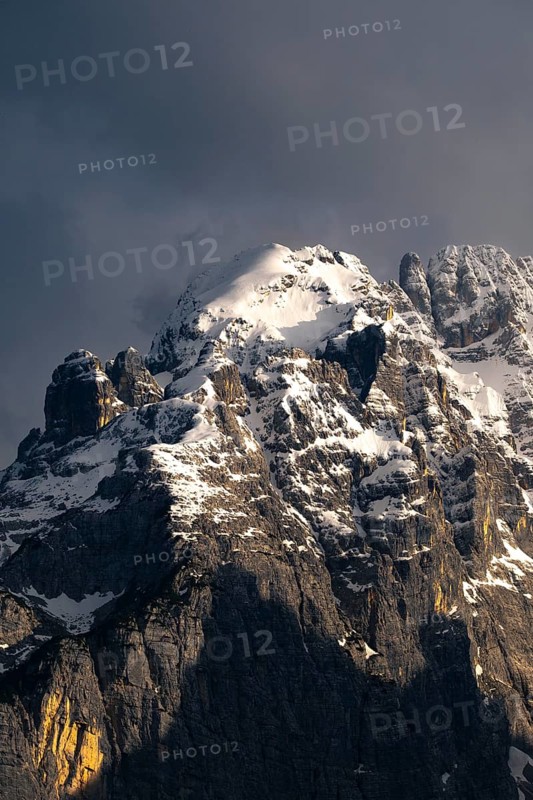 Atmospheric detailed view of the Sorapis mountain group in the evening light, Punta Sorapiss, Dolomites, South Tyrol, Italy